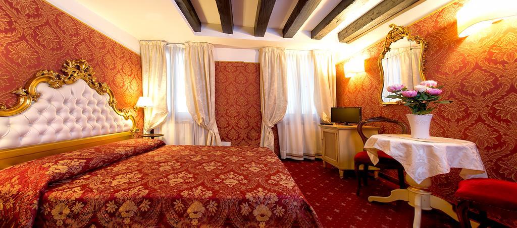 Bed & Breakfast Ca' Della Loggia Venetië